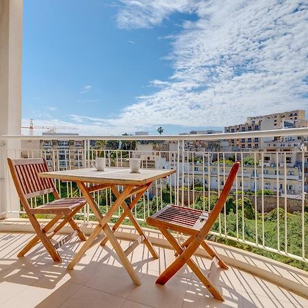 Modern Apartment Steps From Balluta Bay Sliema Exteriér fotografie