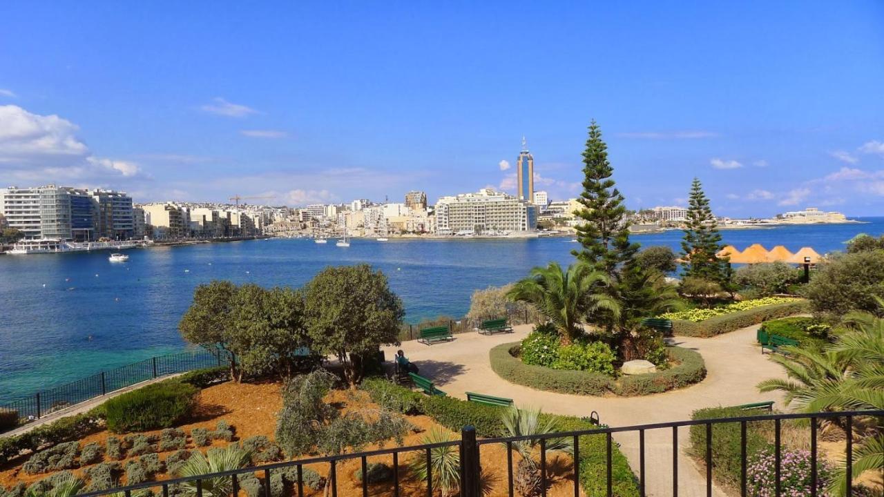 Modern Apartment Steps From Balluta Bay Sliema Exteriér fotografie